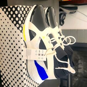 COPY - Brand new with Box Adidas Stella McCartney Ultraboost 21 sz 8.5